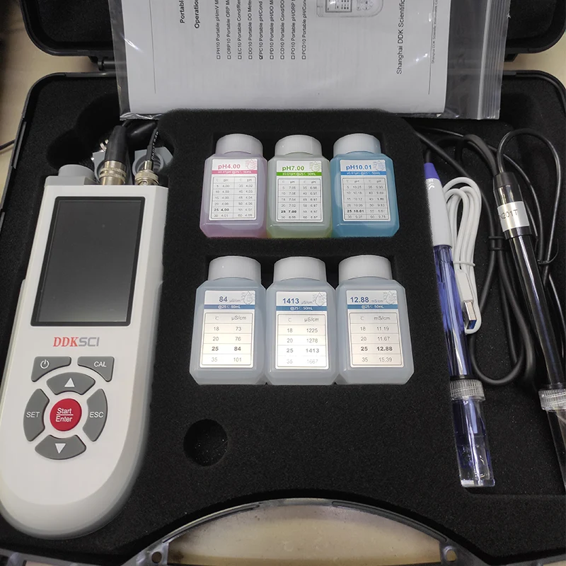 Portable pH Cond Meter